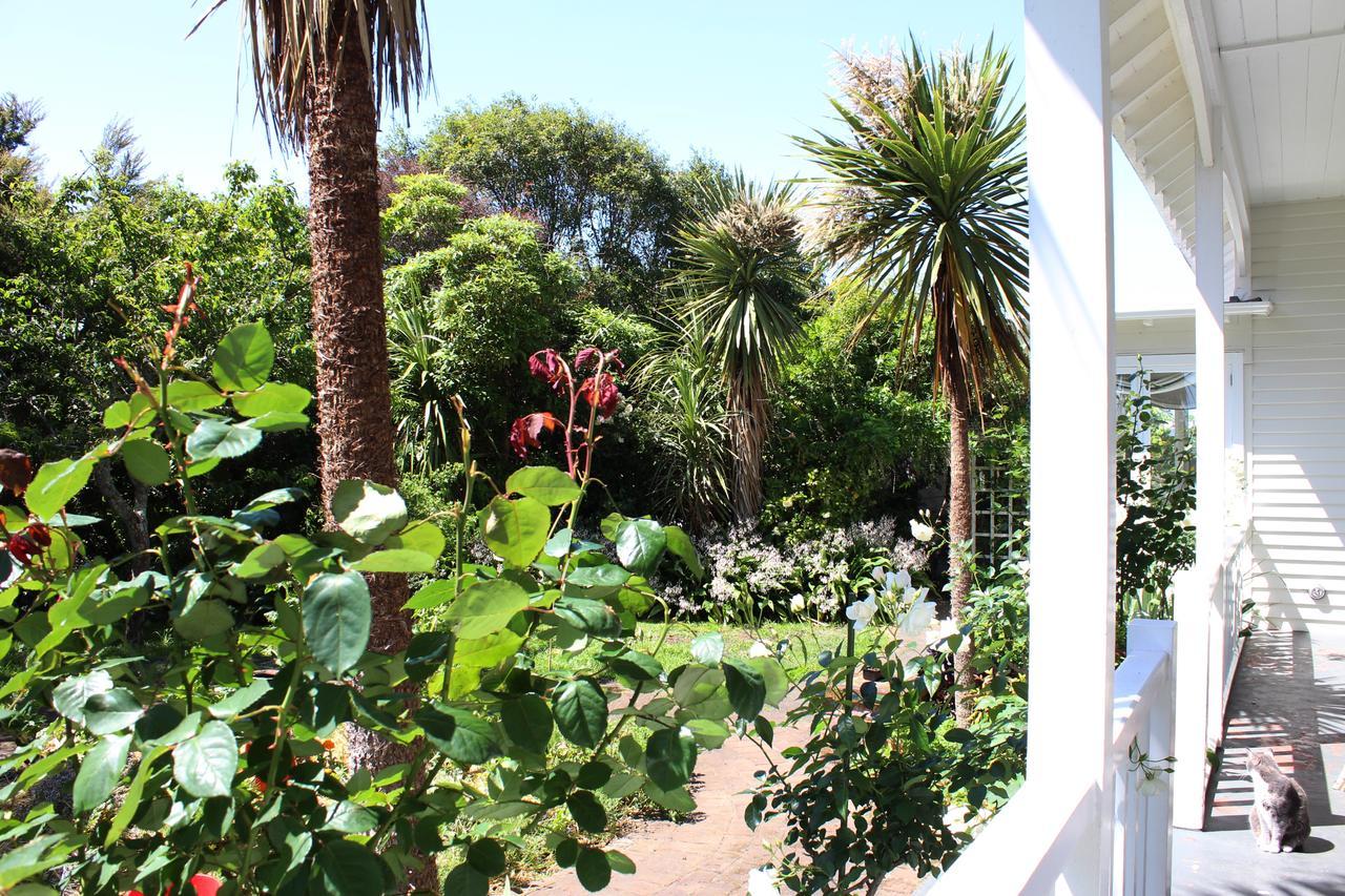 Browns Boutique Bed And Breakfast Whanganui Eksteriør bilde